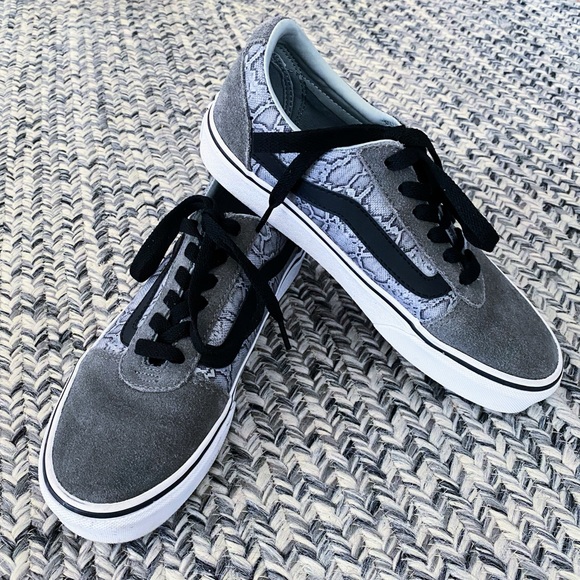 grey cheetah vans